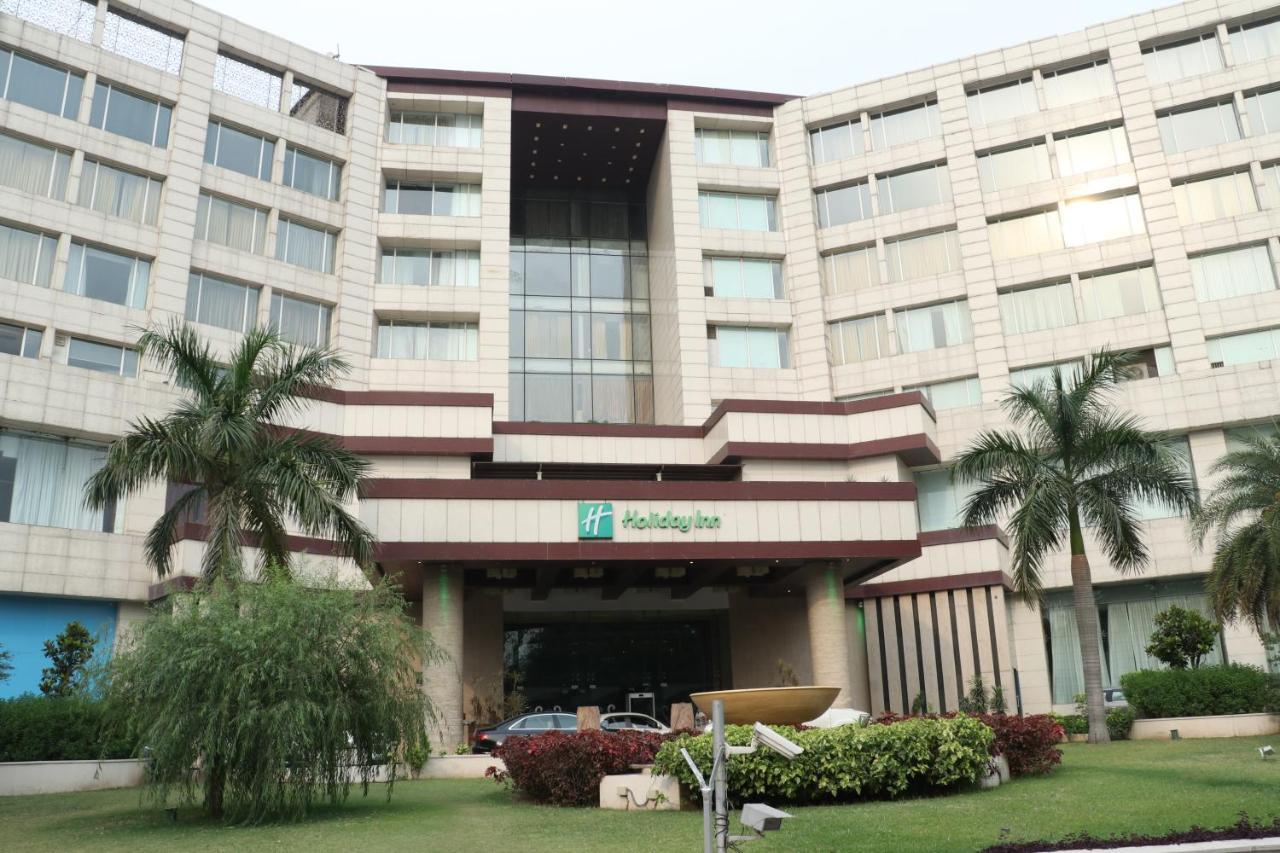 Holiday Inn Chandigarh Panchkula, An Ihg Hotel מראה חיצוני תמונה